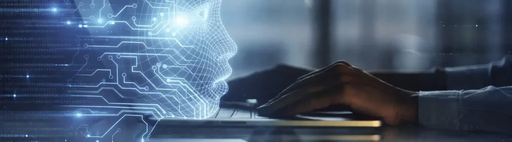 Person arbeitet an einem Laptop neben einer digitalen KI-Oberfläche für intelligente Content-Unterstützung