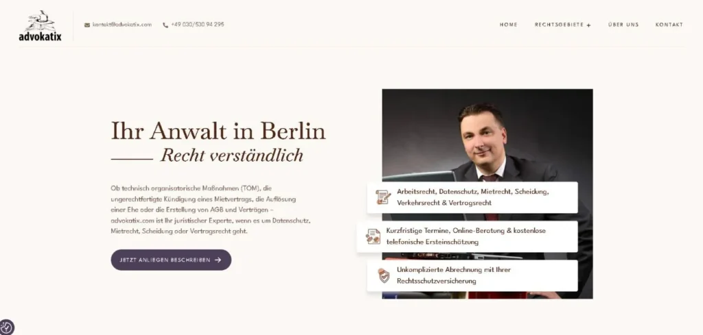 Hero-Bereich einer Anwaltswebsite in Berlin gestaltet von einer Webdesign Agentur mit Anwaltsportrait und Leistungen